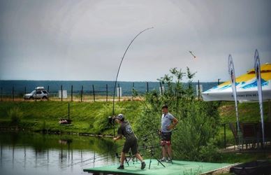 Tabere de pescuit pentru copii - O experienta educativa si plina de aventura la Ozone Lake